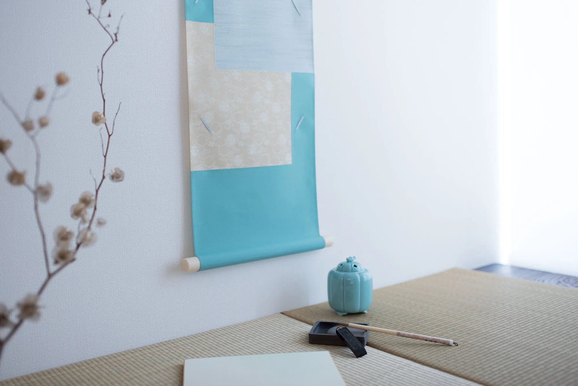 Shikishi Board Hanger