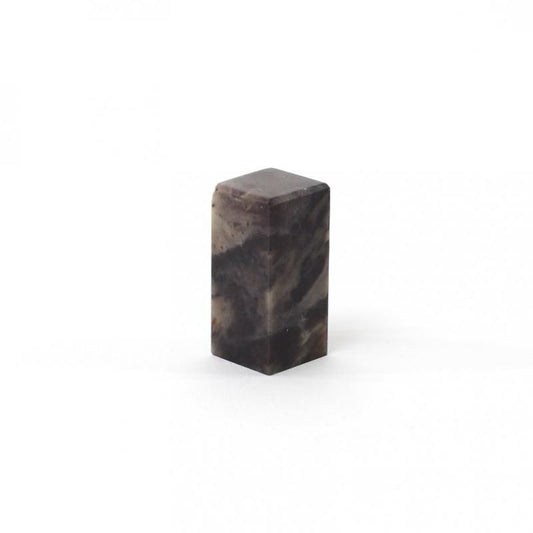 Qianlong Frozen Stone 2.3cm Square Height 5.0cm